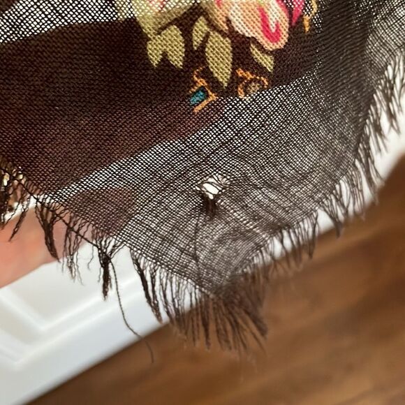 Echo very large multi colored floral scarf/wrap - Picture 7 of 11